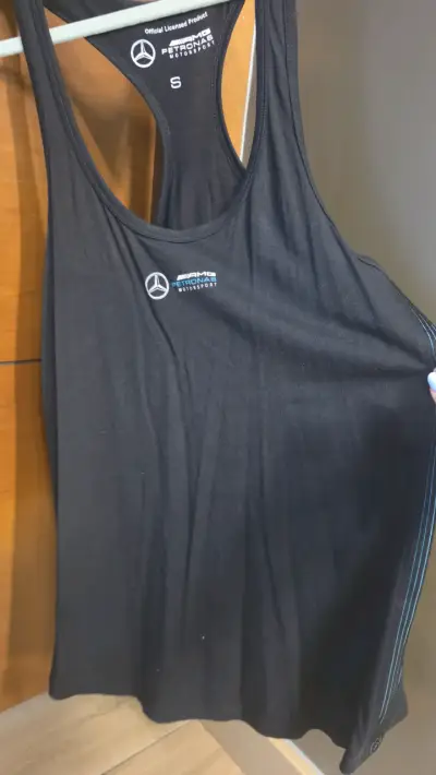 Polera sin mangas Mercedes Negra S mujer - miniatura 1
