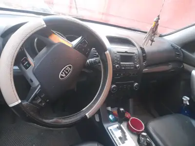 Kia Sorento 2010 - miniatura 2
