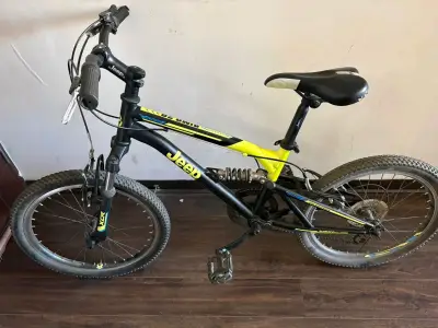 Bicicleta Jeep amarilla y negra - miniatura 2