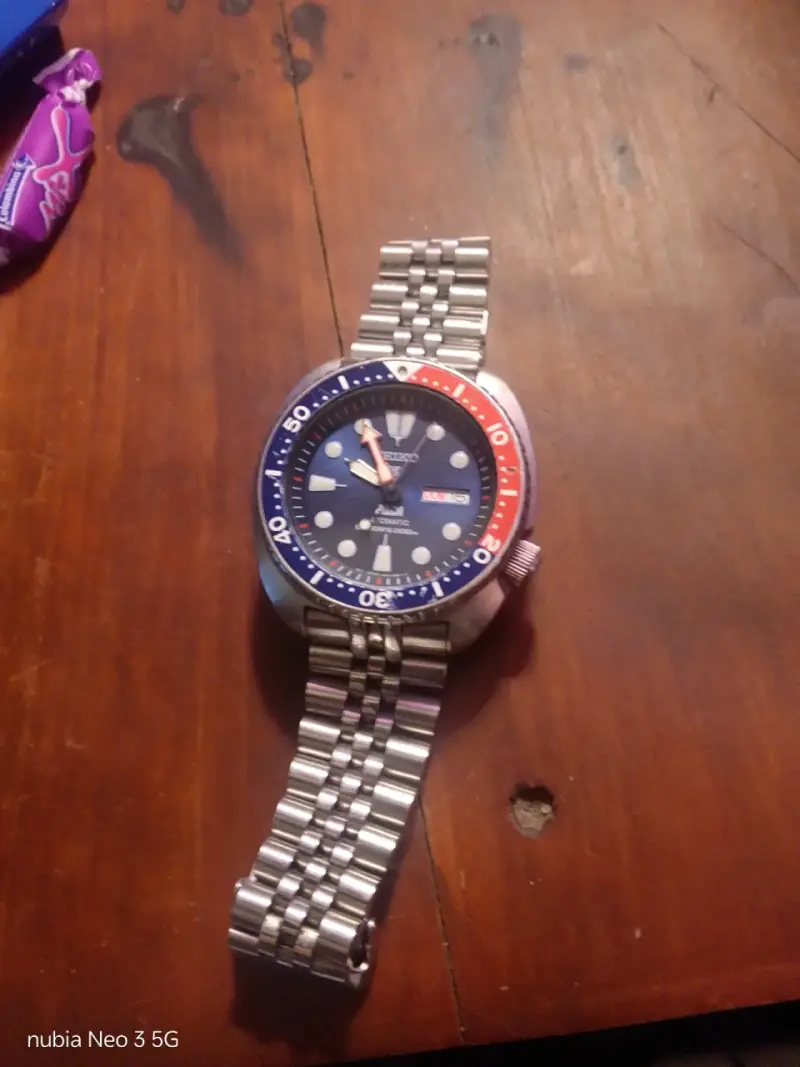 Reloj automático Seiko azul y rojo - 6