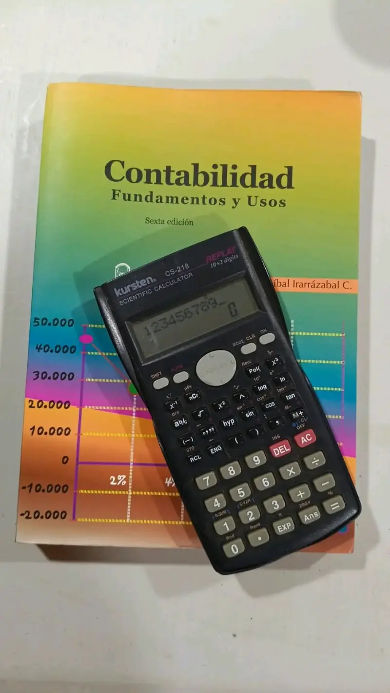 Libro contabilidad nuevo + calculadora científica