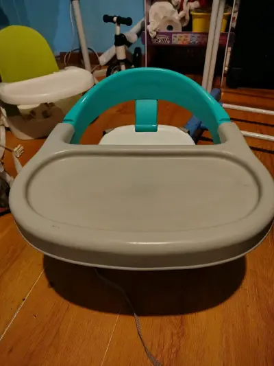 Silla de comer portátil infantil - miniatura 2