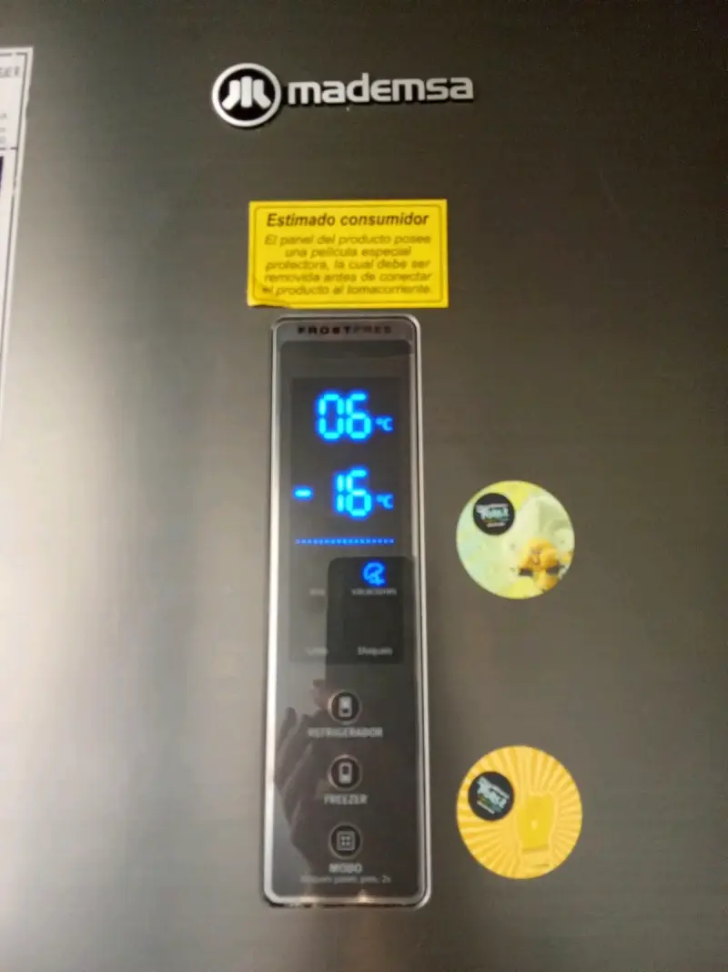 Refrigerador mademsa multi Flow medidas 1.75 alto - 2