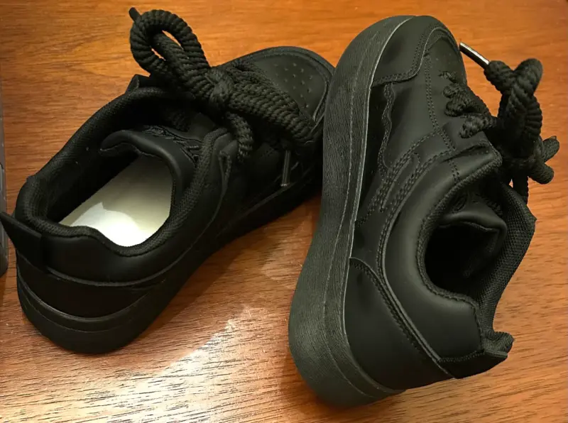 Zapatillas negras - 2