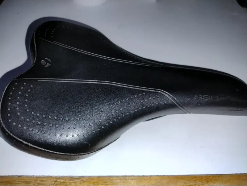 Asiento de bicicleta SSR negro