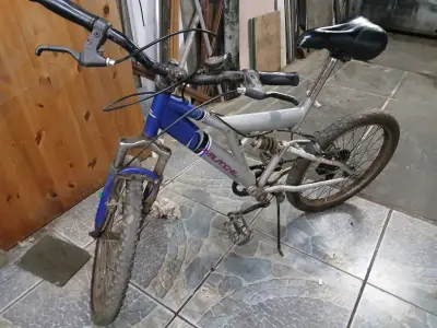 Bicicleta avalanche nevula - miniatura 1