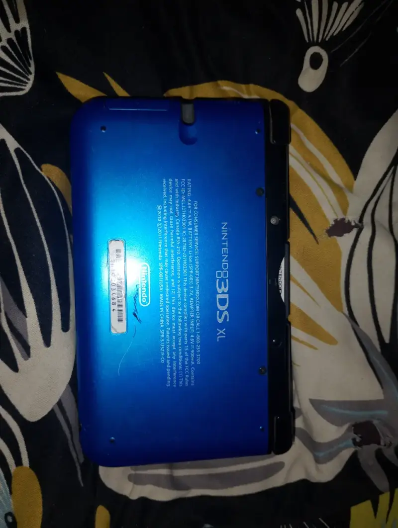 Nintendo 3DS XL con juego LEGO - 2