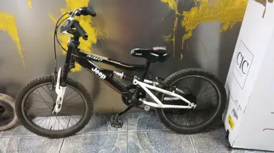 Bicicleta Jeep para niños - miniatura 1