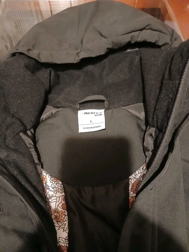 Parka negra para invierno - 3