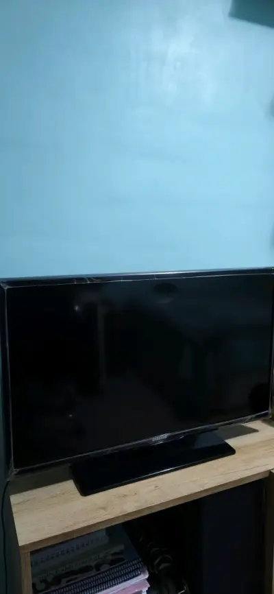 Televisor Samsung 32 pulgadas - miniatura 2