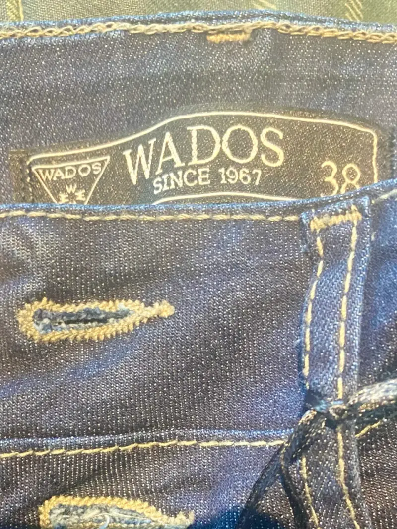 Jeans azul oscuro de mujer - 2