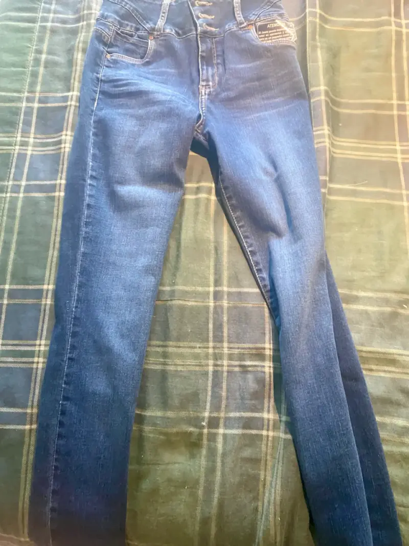 Jeans azul oscuro de mujer - 1