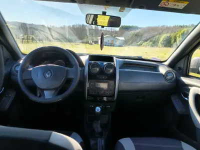 Renault duster - miniatura 7