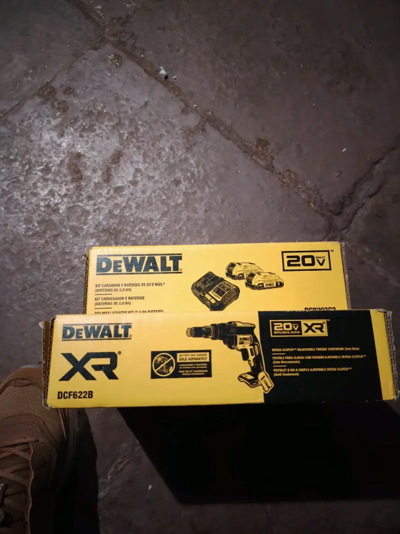 Taladro atornillador Dewalt 20V XR