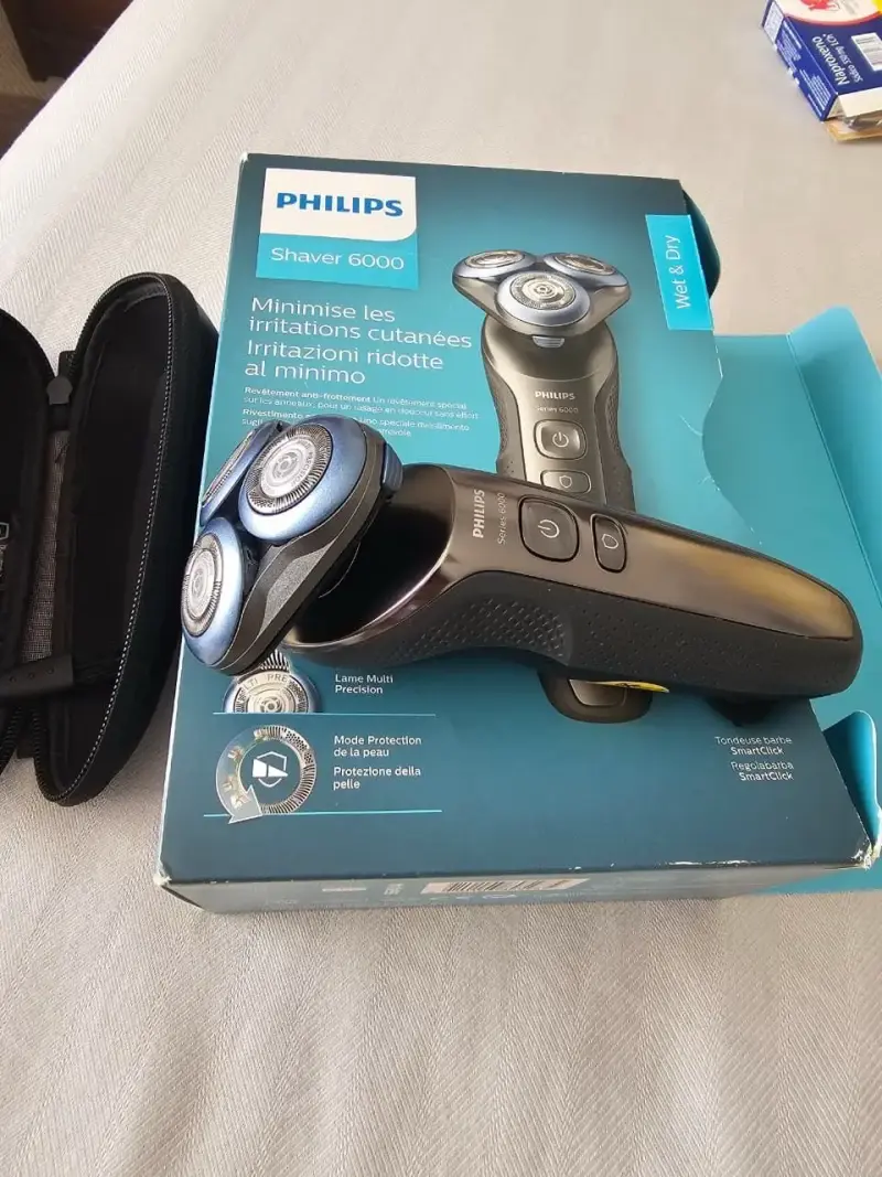 Afeitadora Philips Shaver 6000 - 2