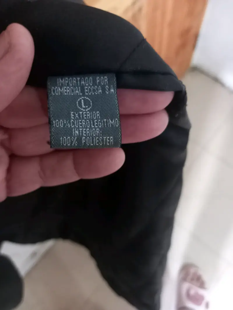 Chaqueta de cuero negra - 3