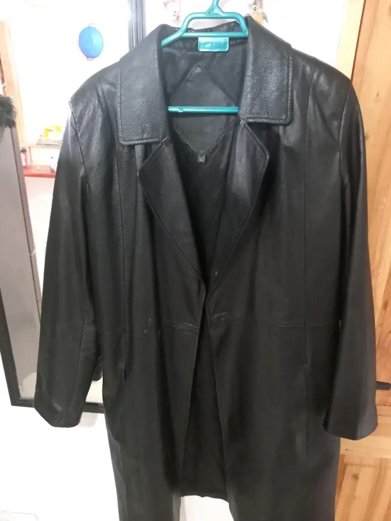 Chaqueta de cuero negra - 5