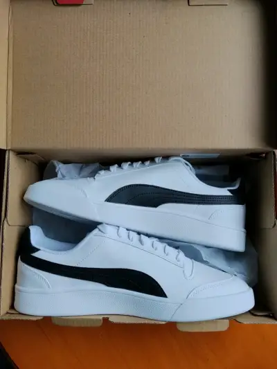 Zapatillas blancas Puma nuevas talla 43 - miniatura 3