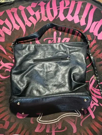 Bolso negro de cuero - miniatura 2