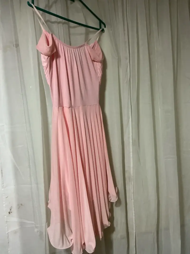 Vestido rosado de fiesta - 2