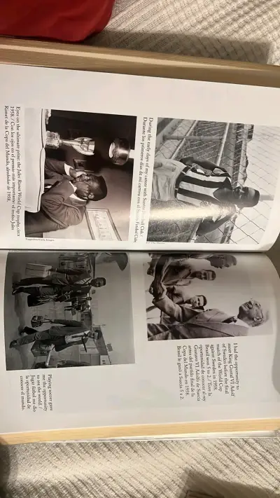 Libro 'Pelé: Porque el fútbol importa' - miniatura 4