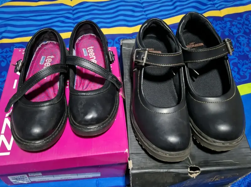 Zapatos escolares negros para niñas