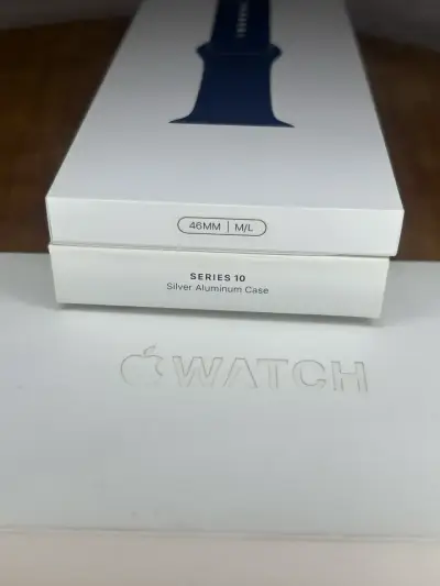 Apple Watch series 10 con correas y cargador - miniatura 3