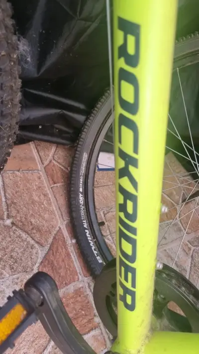 Bicicleta Rockrider verde aro 26 - miniatura 1