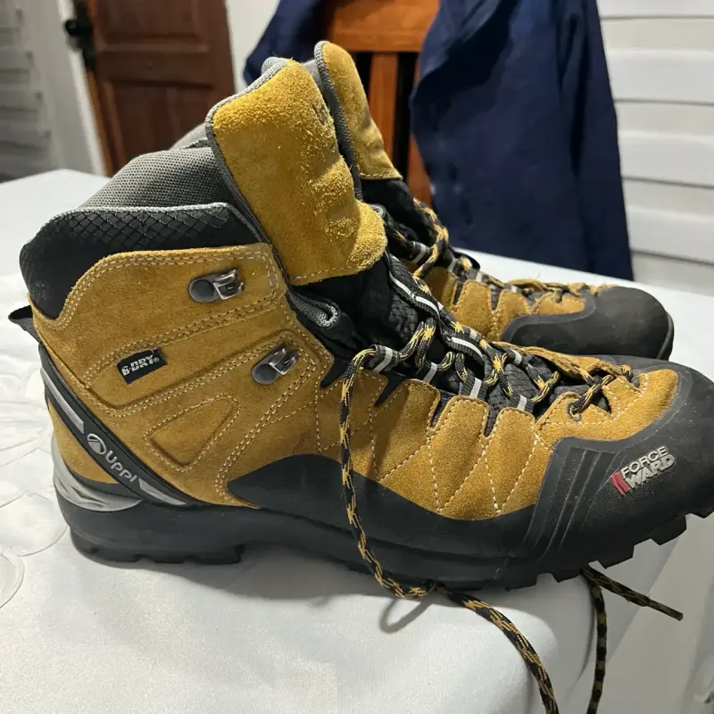 Botas de montaña lippi  talla 43 - 4