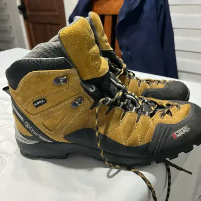 Botas de montaña lippi  talla 43 - miniatura 4
