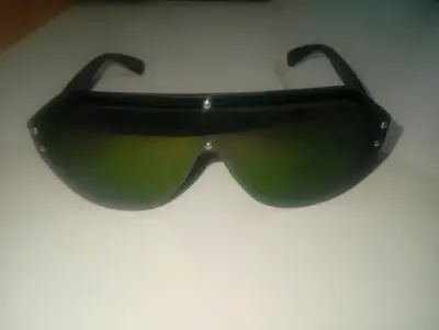Lentes de sol envolventes - miniatura 2
