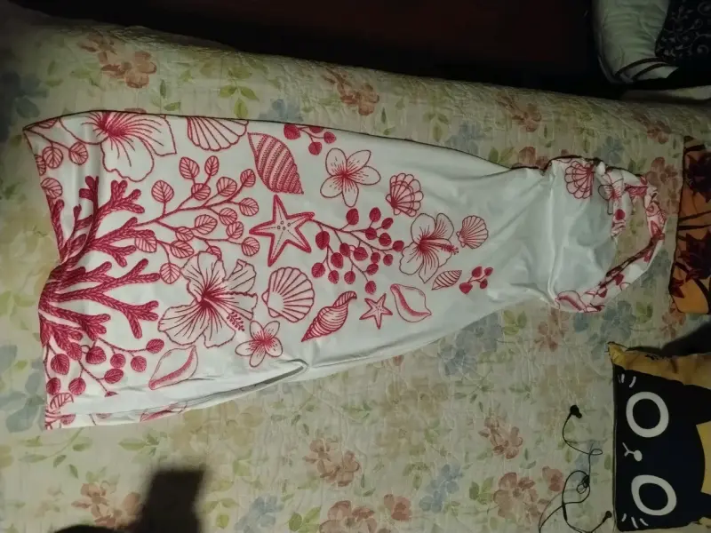 Vestido estampado floral blanco y rojo
