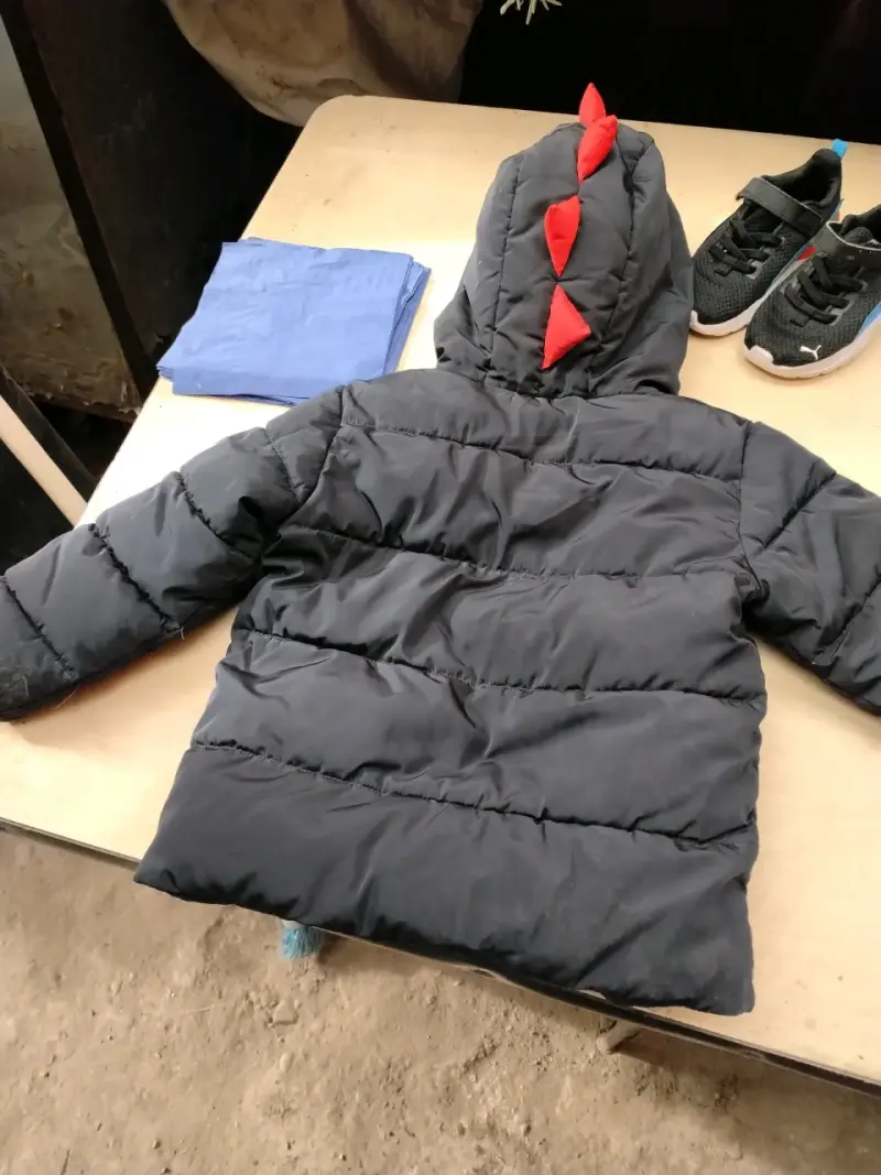 Chaqueta acolchada con capucha - 2