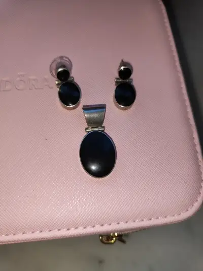 Set de joyas con ónix negro - miniatura 1