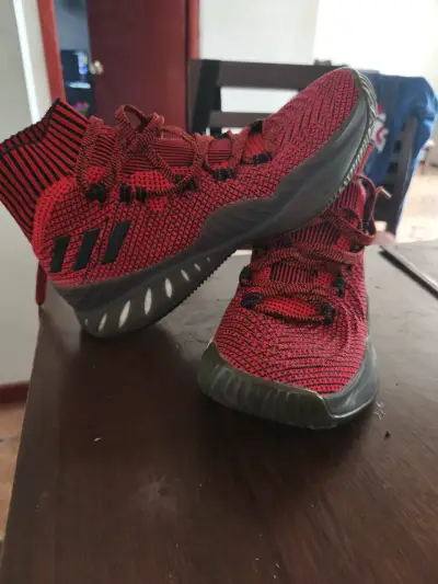 Zapatillas deportivas rojas - miniatura 5