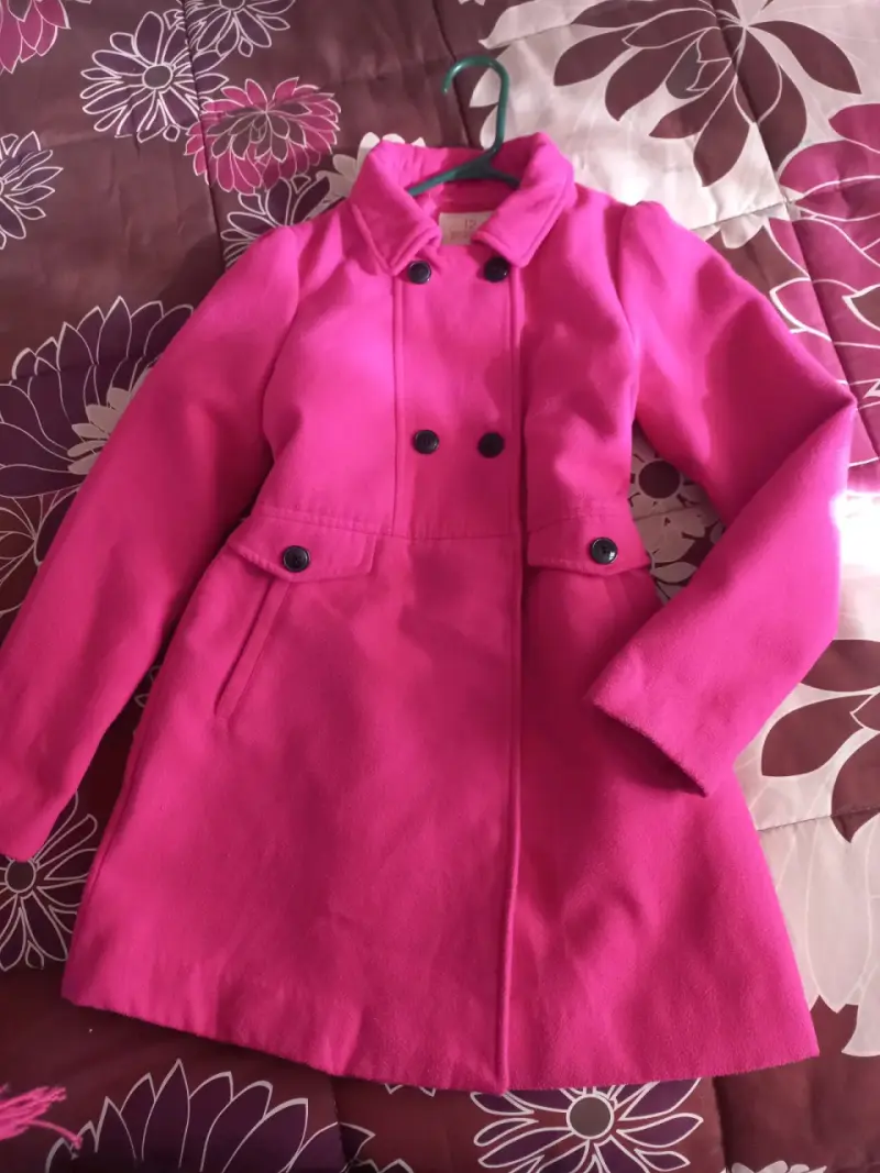 Abrigo rosa infantil