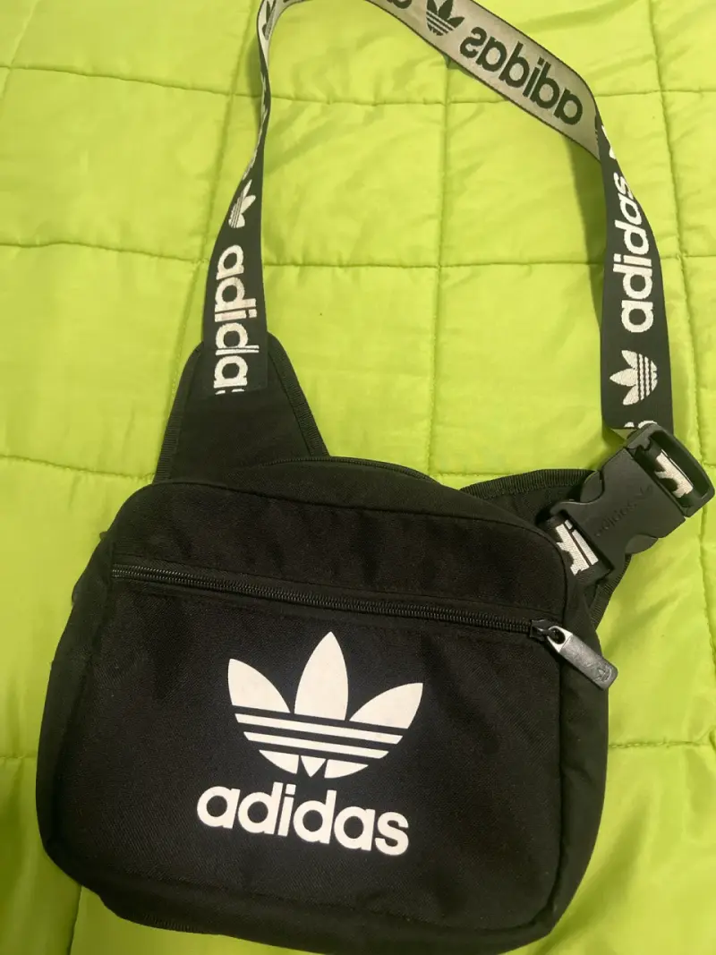 Bandolera negra Adidas - 1