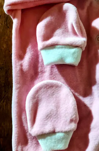 Conjunto de bebé Minnie rosa - miniatura 2