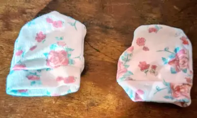 Mitones para bebé rosados - miniatura 5