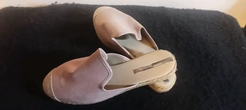 Zapatos beige de tela elegantes - 1