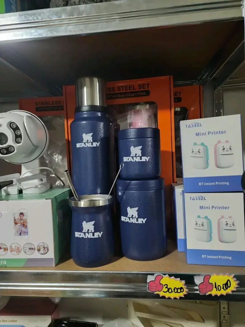 Set termo y mates Stanley azul