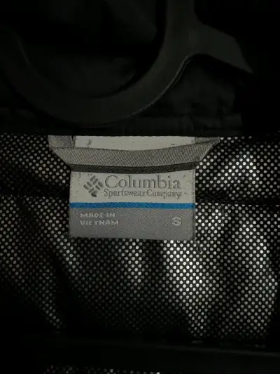 Chaqueta Columbia negra - miniatura 4