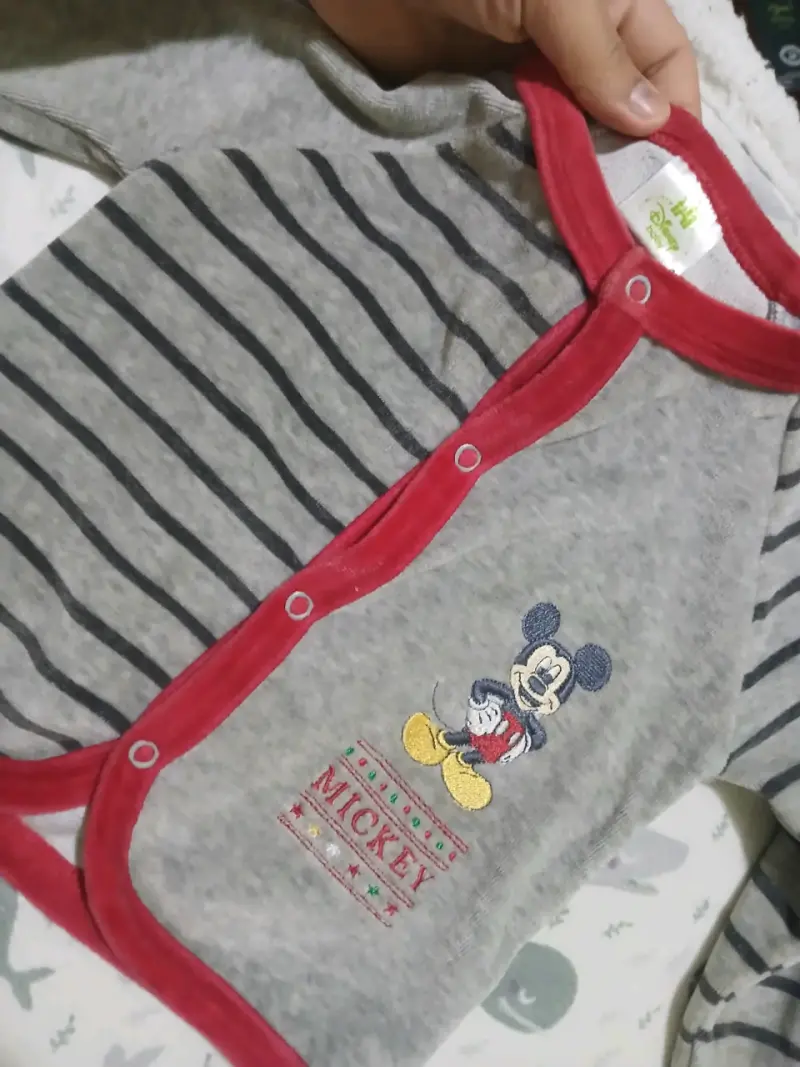 Ropa de bebe 6-9 y 12m - 5