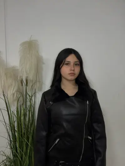 Chaqueta de cuero negra - miniatura 1