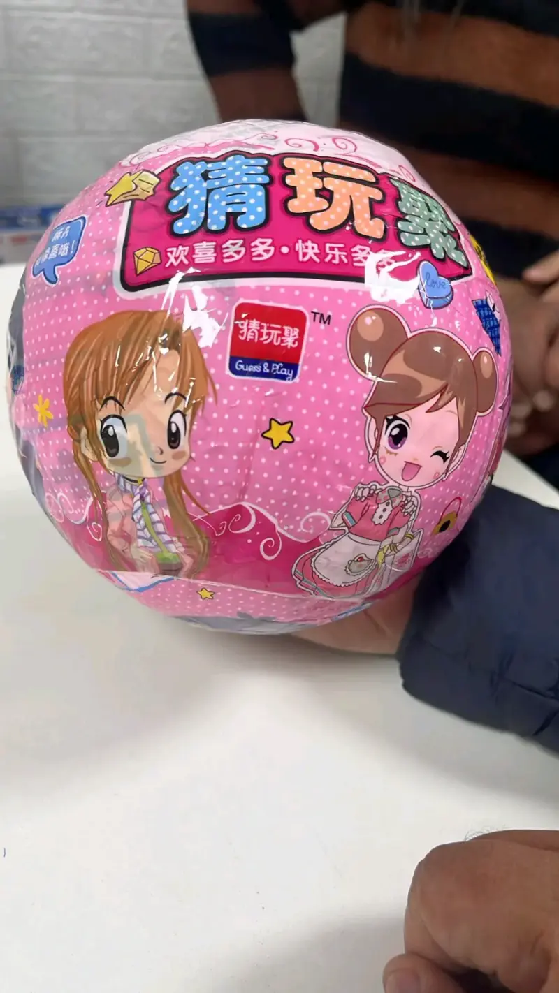 Pelota sorpresa infantil
