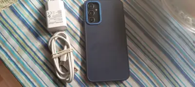 Teléfono Samsung A34 5G con cargador - miniatura 3