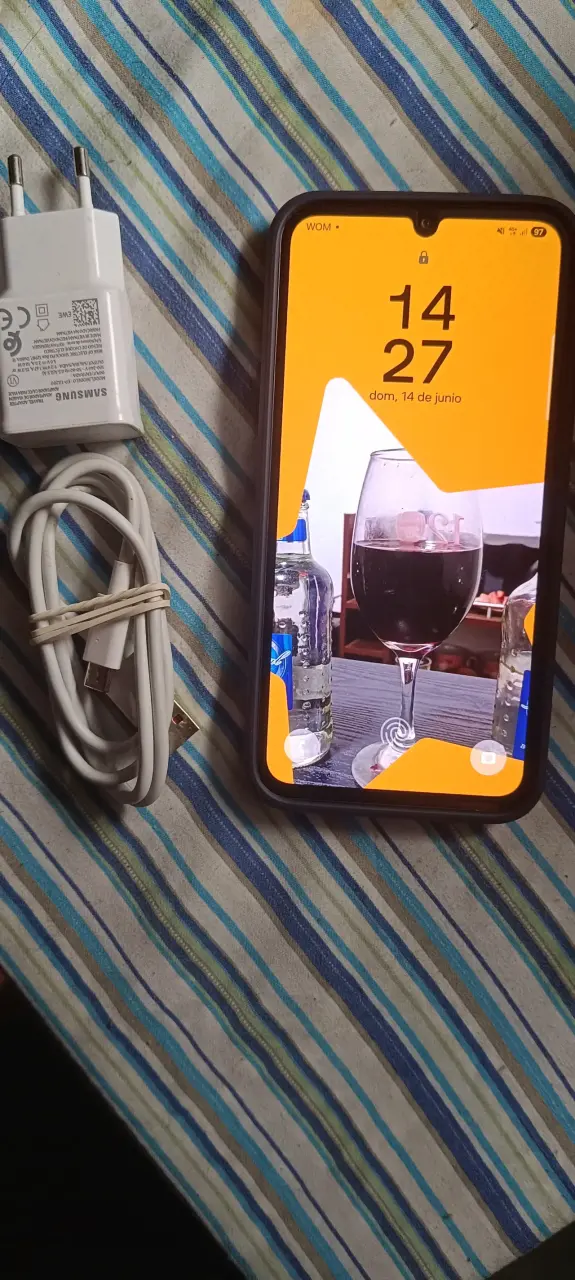 Teléfono Samsung A34 5G con cargador - 6