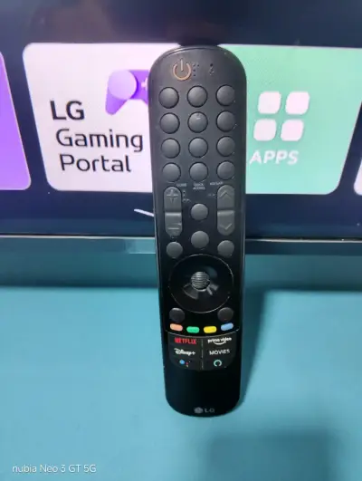 Smart TV 4K 50 pulgadas control magi - miniatura 1