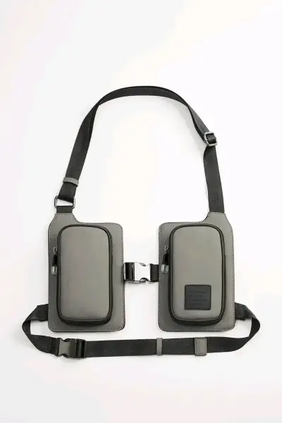 Accesorio De Pecho Traveler Engomado gris - miniatura 1