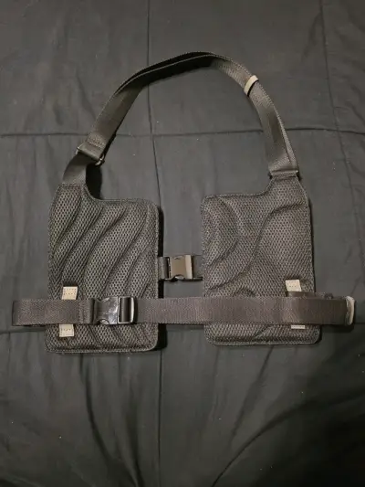 Accesorio De Pecho Traveler Engomado gris - miniatura 6